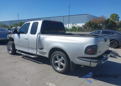 2002 Ford F-150 Lariat/Xl/Xlt z USA, uszkodzony, nr VIN 2FTRX07W42CA94750